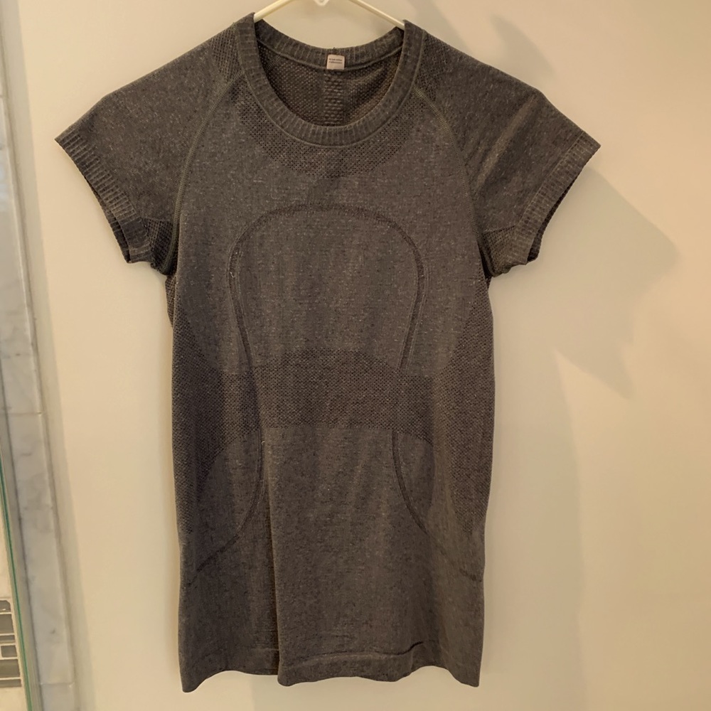 Swiftly Tech Short Sleeve